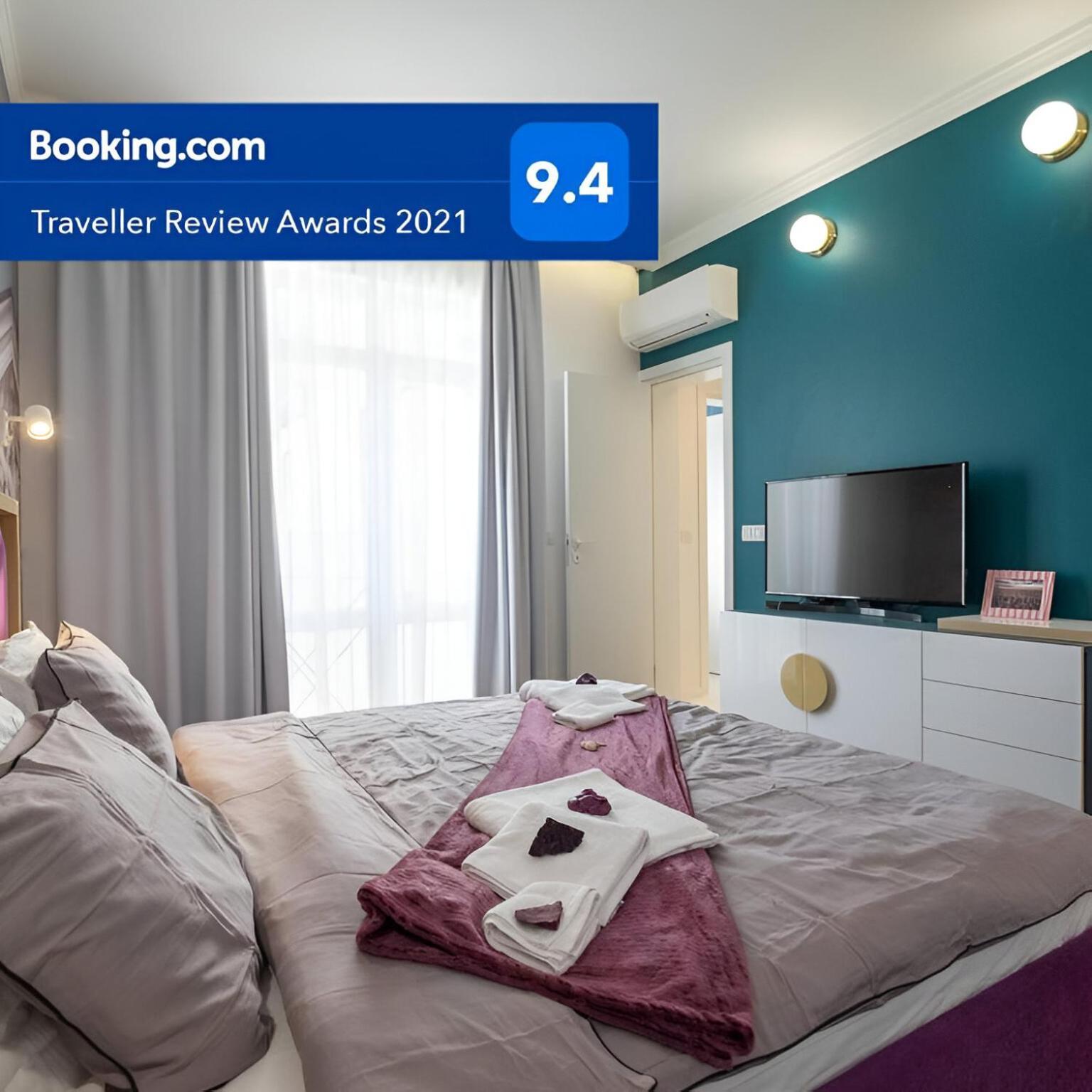 Appartamento Vitosha Blvd 3-bedroom, 2-bathroom Lux Sofia