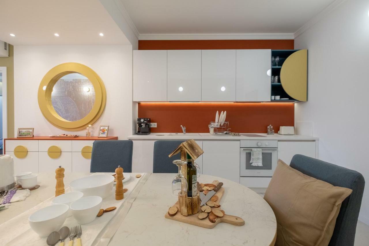 Vitosha Blvd 3-bedroom, 2-bathroom Lux Appartamento *